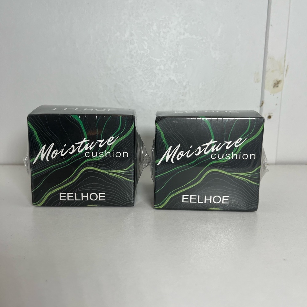 Moisture Cushion Foundation‎ - Black